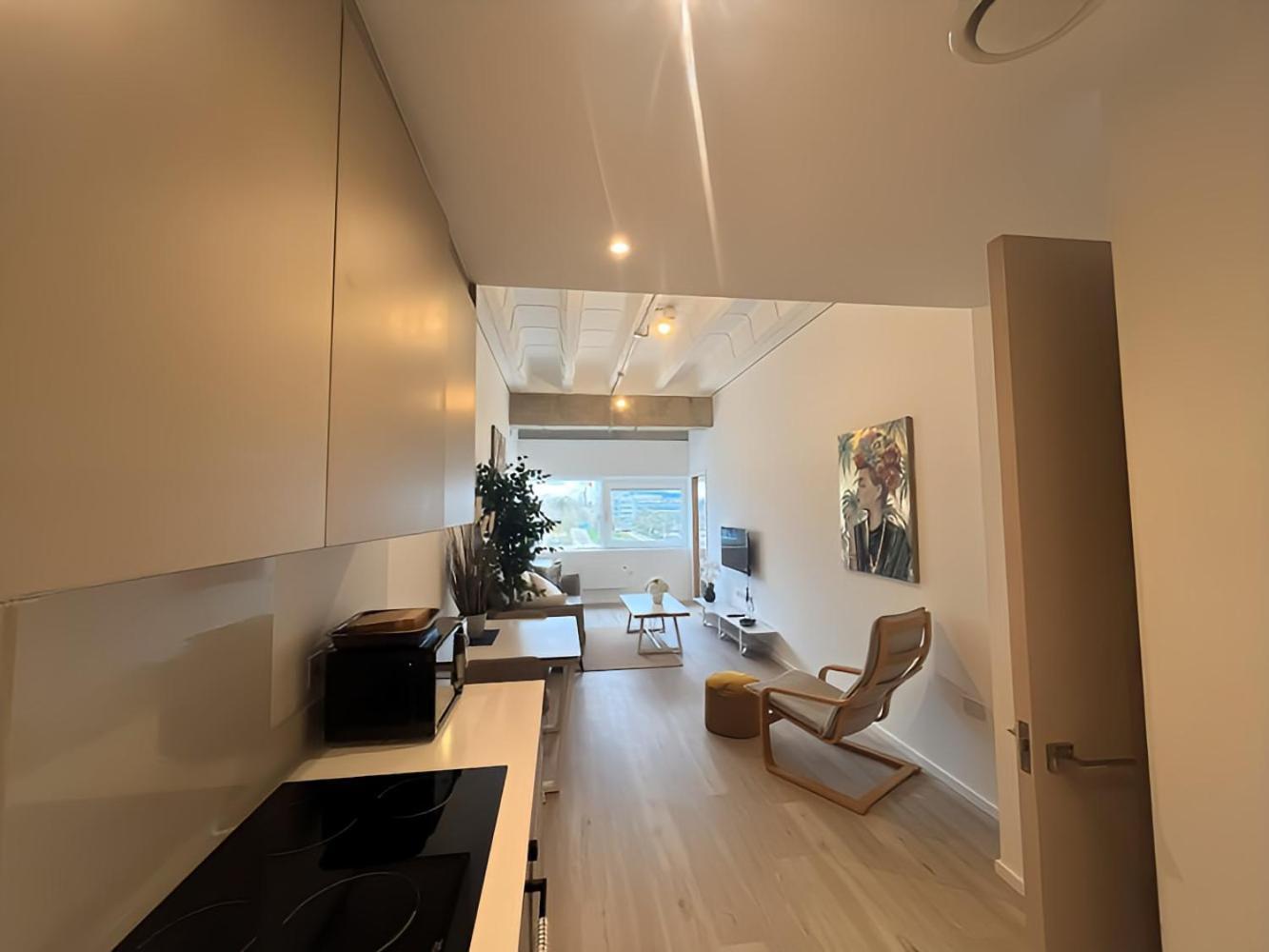 1Br Luxury Flat At Train Station - Long Stays Welcome - Just Ask Milton Keynes Exterior foto